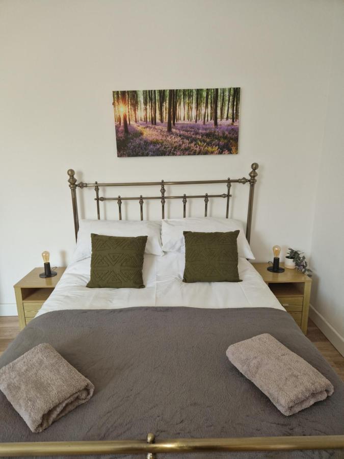 Direct Booking Prices, Studio Apartment, Free Parking, Wifi, Central, Quiet Exeter Eksteriør bilde